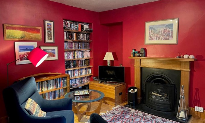 Marybank Apartment | One bed cosy Highland cottage near Beauly