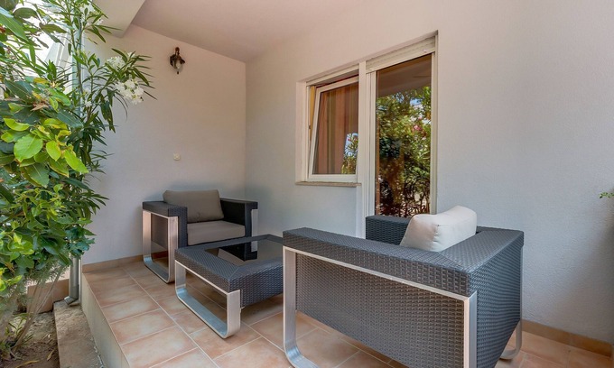 Cove Murtar Apartment | One bedroom apartment with terrace Mali Lošinj, Lošinj (A-3441-b)