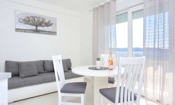 Zivogosce Apartment | One bedroom apartment near beach Živogošće - Porat, Makarska (A-18150-a)