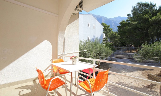 Baska Voda Apartment | One bedroom apartment with terrace Baška Voda, Makarska (A-2756-c)