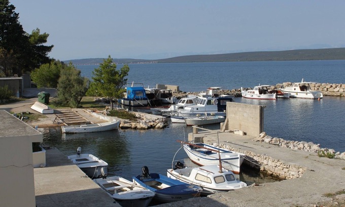 Nevidane Apartment | One bedroom apartment with terrace and sea view Neviđane, Pašman (A-8453-c)