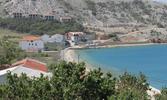 Metajna Apartment | One bedroom apartment with terrace and sea view Metajna, Pag (A-6336-b)