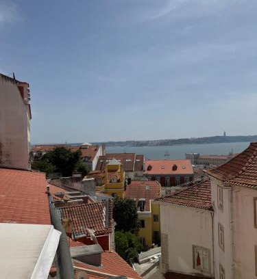 Santo Estevao Apartment | One bedroom apartment in the heart of Alfama