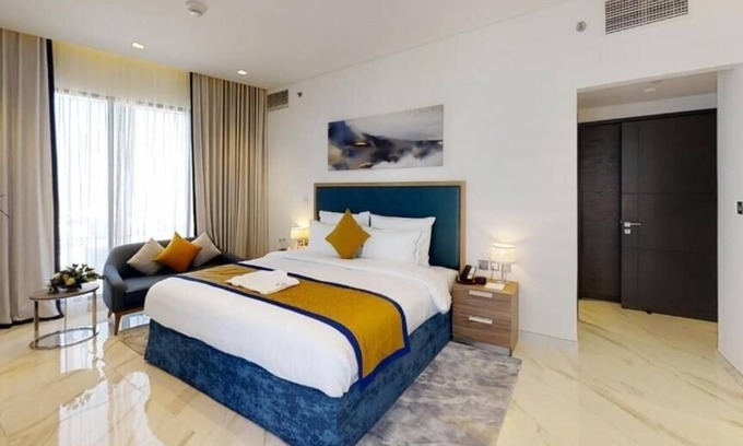 Al Mankhool Apartment | One Bedroom Apartment Near Sharaf Dg Metro By E R