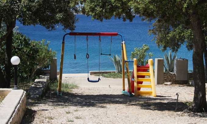 Kolan Apartment | One bedroom apartment near beach Mandre, Pag (A-6284-a)