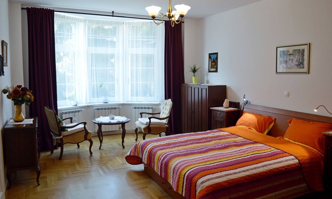 Zagreb Apartment | One bedroom apartment with balcony Zagreb (A-16061-a)