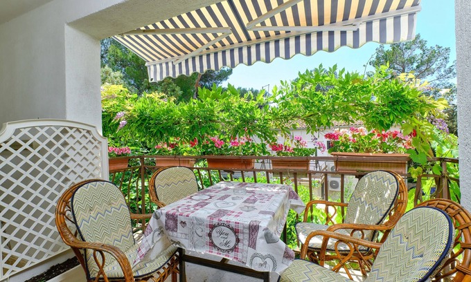 Artatore Apartment | One bedroom apartment with terrace Artatore, Lošinj (A-2509-c)