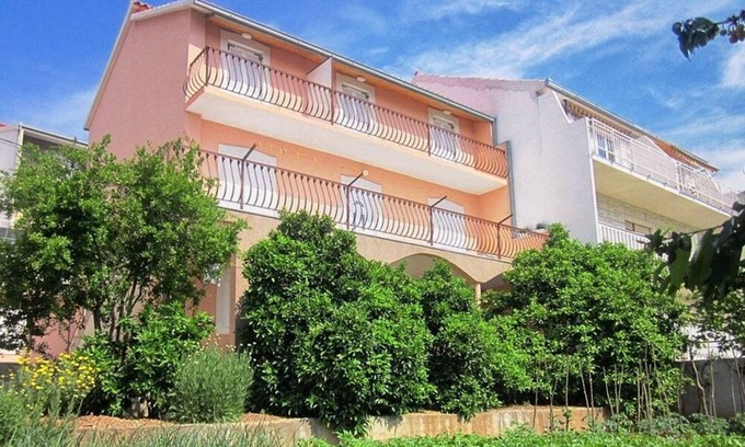 Marina Apartment | One bedroom apartment with balcony and sea view Marina, Trogir (A-6116-e)