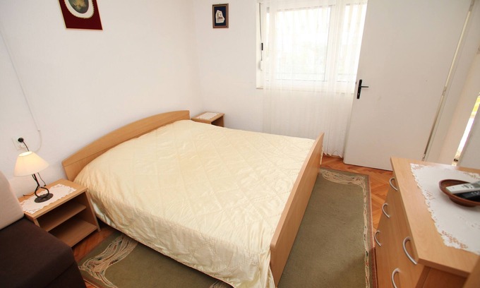 Trogir Apartment | One bedroom apartment with balcony Trogir (A-15011-c)
