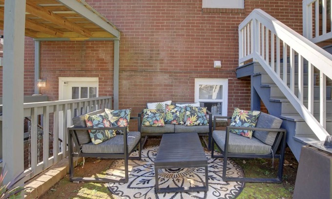 Belmont Apartment | One bedroom apt in Belmont - MONTHLY DISCOUNTS