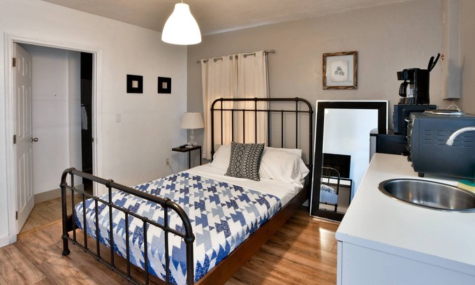 Wynwood Art District Condo | ✨One Bedroom Chic and Cool
