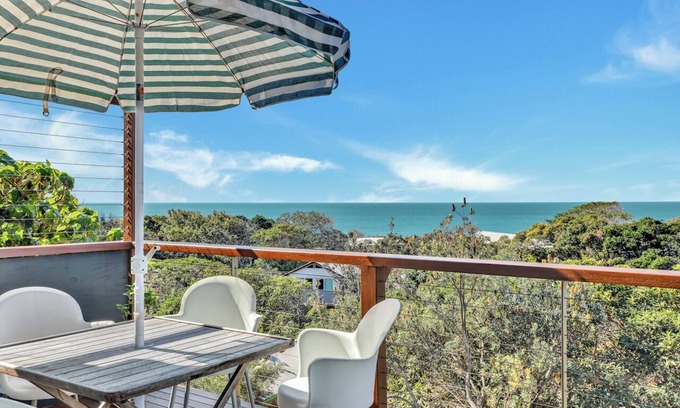 Point Lookout House | One bedroom cottage - Ideal couples retreat