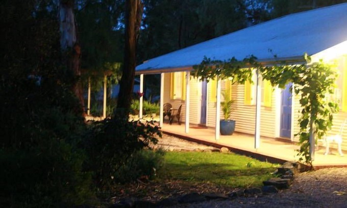 Upper Wakefield Bed & Breakfast | One bedroom cottage in the beautiful Clare Valley