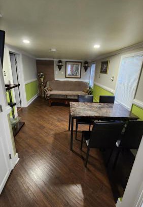 Atlantic City Apartment | One Bedroom Few Blocks From The Beach And Tropicana Casino