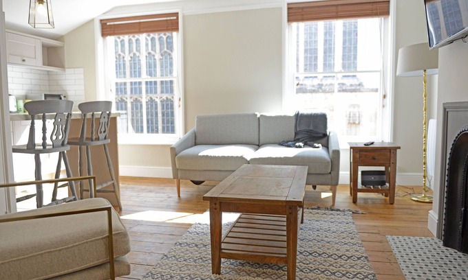 Bury St Edmunds Apartment | One bedroom apartment with Cathedral View in Historic Town of Bury St Edmunds
