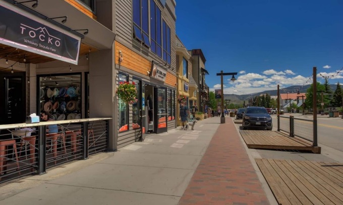 Frisco Condo | One Bedroom +loft Frisco, walk to Frisco Main St!