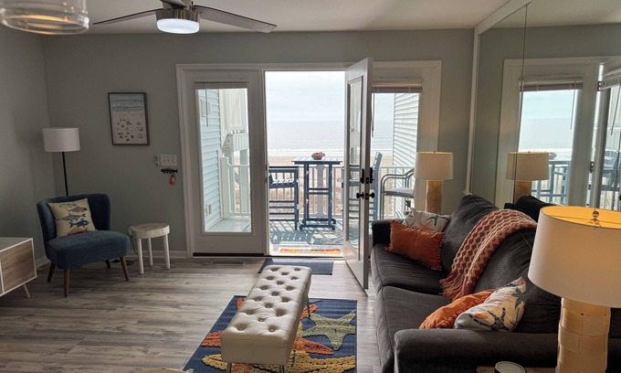 Ocean Isle Beach Condo | One bedroom, Ocean Front-steps to sand ,sun and fun