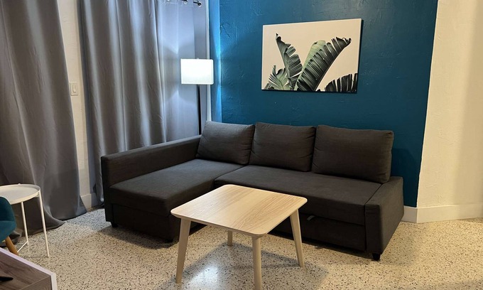 The Roads Condo | ✨ One Bedroom plus Free Parking