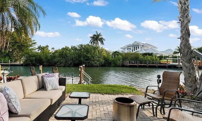 Royal Harbor House | One bedroom, unfurnished unit in a canal front building.