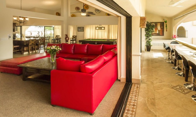 El Medano Ejidal Condo | one block to medano beach , 2 blocks to the Cabo Marina & Downtown Cabo