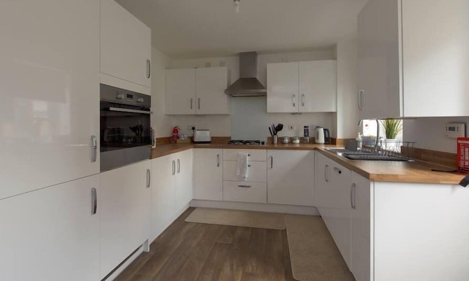 Thorpe Satchville House | One Choice Stays - Large House for Groups or Families