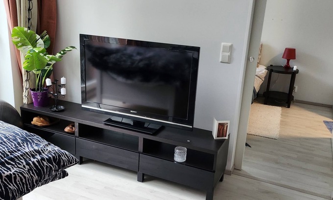 Tampere House | One cozy bedroom 200 m from the beach for short stay