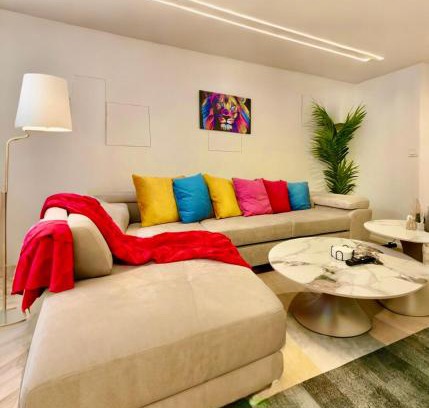 Klein-Antwerpen Apartment | One Lux Stay Studio Basement near Antwerp Central