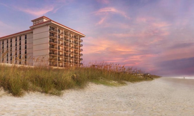 Atlantic Beach Resort | One Ocean Resort and Spa