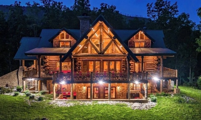 Pittman Center Cabin | One Of A Kind Ultra Luxe Masterpiece