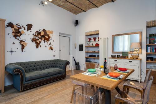 Esquilino Apartment | One & Only Buonarroti Suite