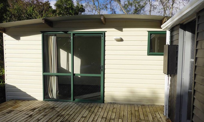 Tawharanui House | One Pigeon Takatu, Tāwharanui Peninsula