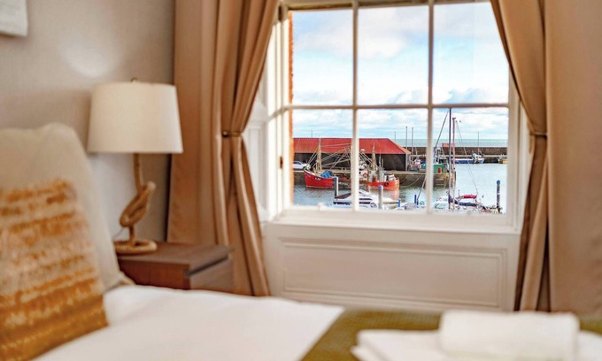 Arbroath House | One Shore - Harbourside Townhouse
