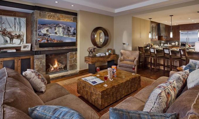 Steamboat Springs Condo | One Steamboat Place: "Buffalo Pass" #409 4 BR Luxury Residence