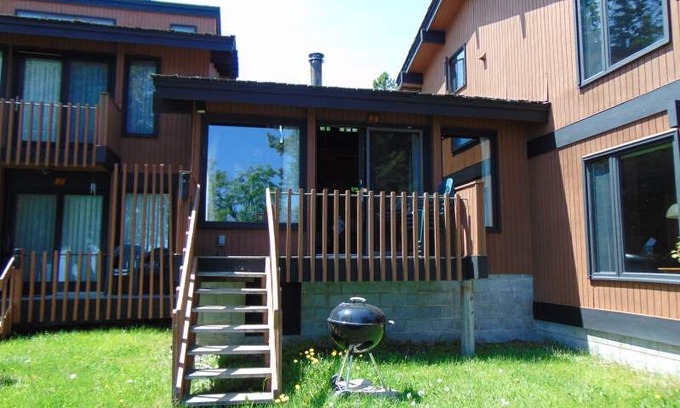 Grand Marais Villa | One Story Sea Villa on Lake Superior - F2