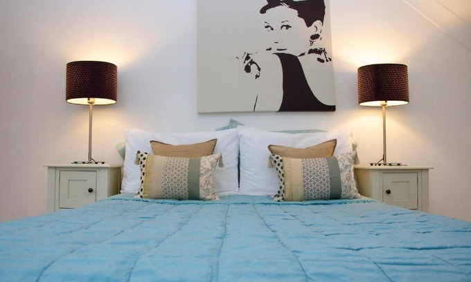 Cowes Bed & Breakfast | Onefifty