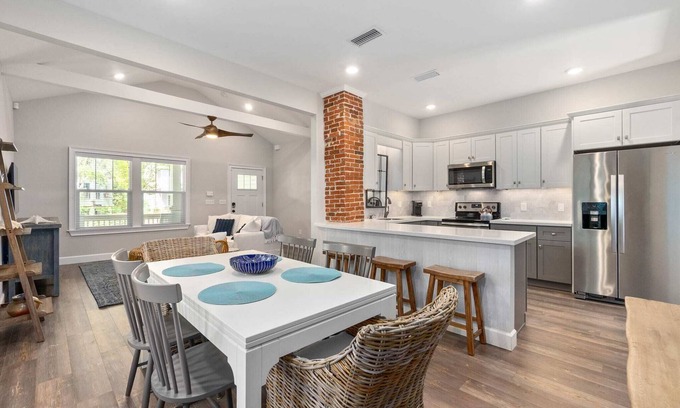 Lincolnville House | Oneida Charmed - Historic Cottage w/Modern Flair