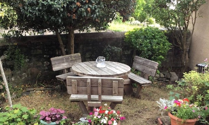 Llangattock Cottage | Onney House -a spacious getaway for all