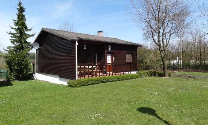 Bohon Ski Chalet | Ons huisje "Bienvenidos" met garage