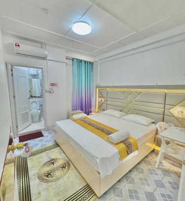 Male House | Ontrack Travel
