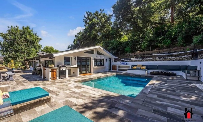 Malibu House | Onyx Home, Unveiling Malibu’s Luxury Living