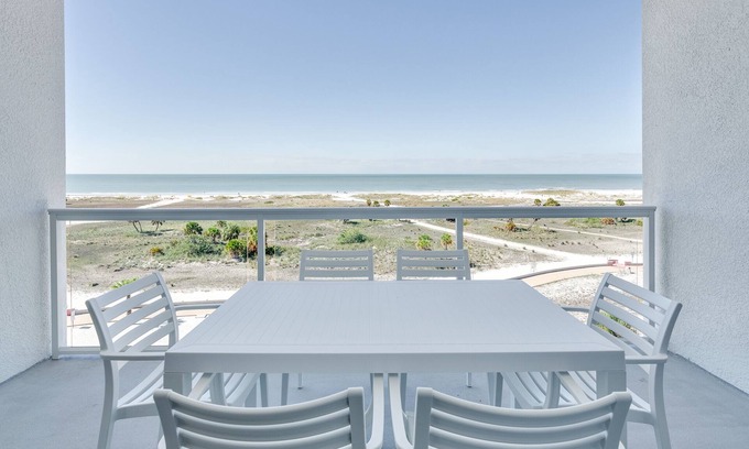 Treasure Island Condo | Open!NEW LUXE 5 Star Complex.Built 2023. TopFloor.Direct Beachfront.Free Parking