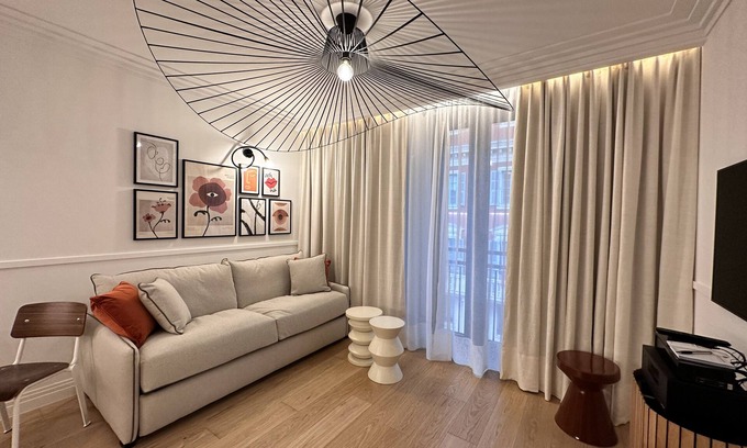 Old Town Apartment | OPERA PROMENADE 2 : Brand-new! 2 rooms, next to the sea
