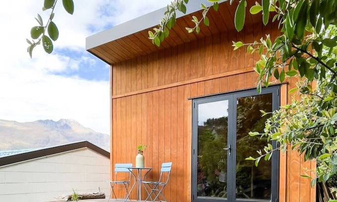 Sunshine Bay House | Ora° Retreat - Kereru Cabin - Lofted Lake Views