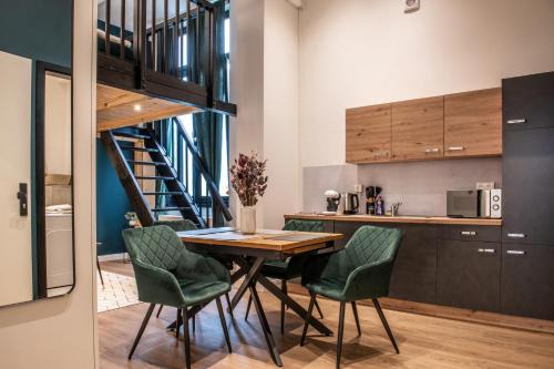 Kreuzberg Apartment | Oran Apartment 3