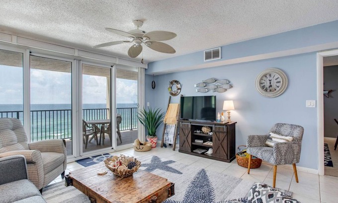 Orange Beach East Condo | Orange Beach 2BR Sleeps 8 Pool Kid-Friendly