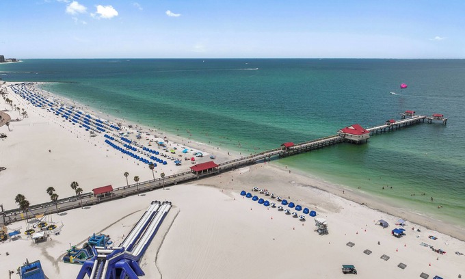 Bay Esplanade Cottage | ORANGE BLOSSOM COTTAGE two minute Walk to Beach
