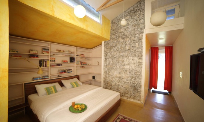 The Mall Road Hotel | Orange Crush, Mussoorie