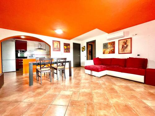Jerzu House | Orange House