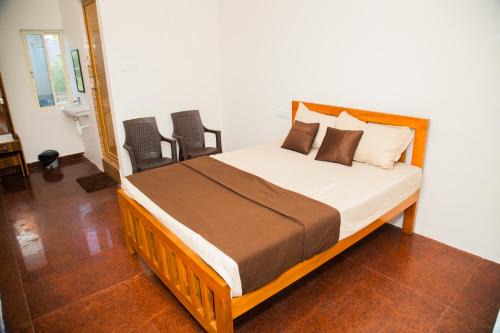Tirupporur Hotel | Orange Residency
