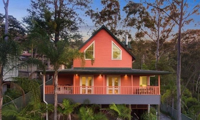 North Gosford House | Orange Treehouse
